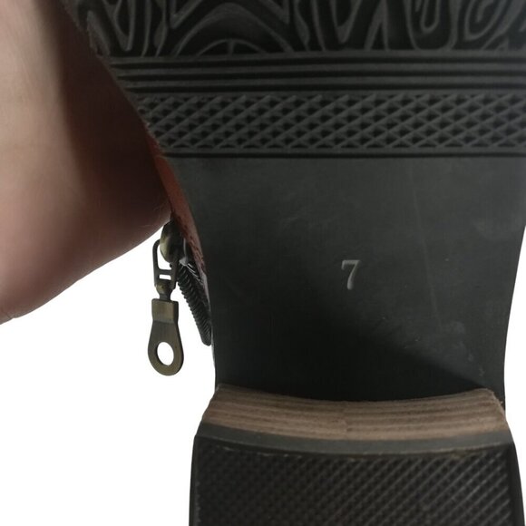 Elite by Corkys Kayla Brown Leather Southwest Sarape Ankle Chelsea Boots Size 7 - Picture 7 of 12